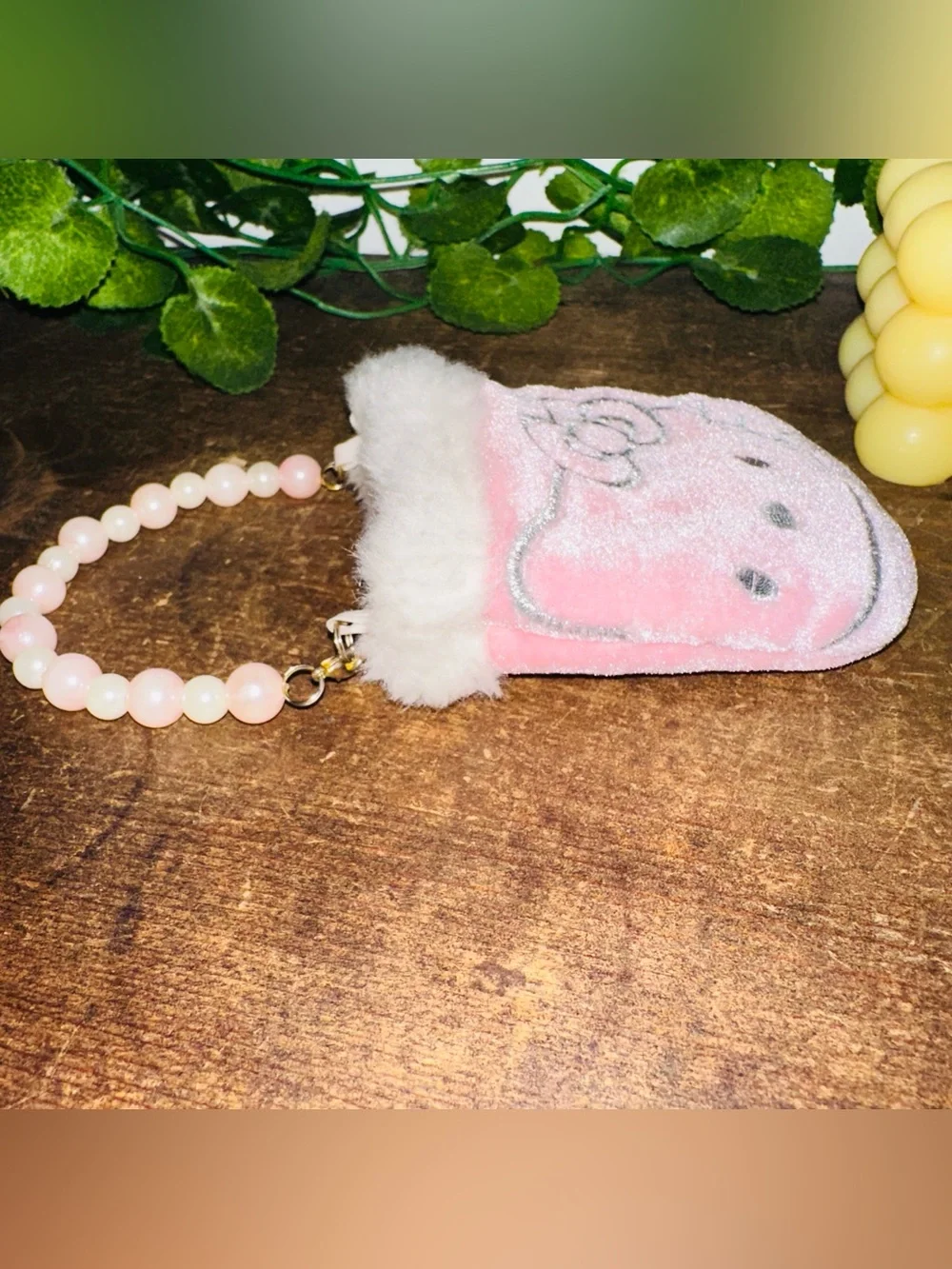 Y2K Hello Kitty Vintage Sanrio 2000’s Phone Pocket Holder